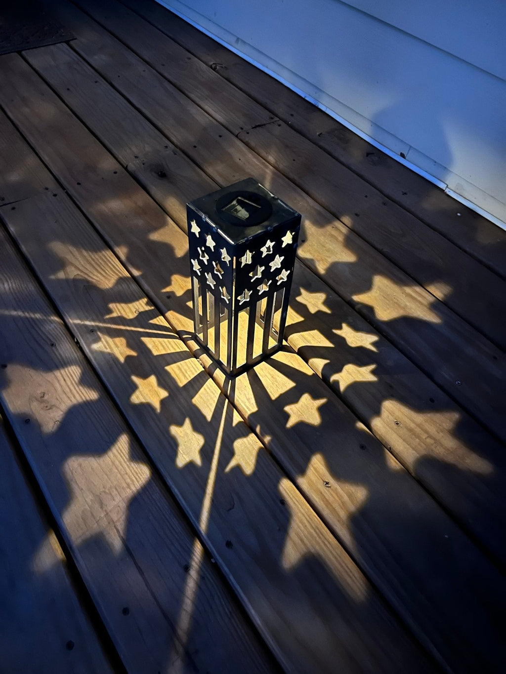 Patriotic USA Flag Steel Solar Luminary Lantern — Stars & Stripes Outdoor Light