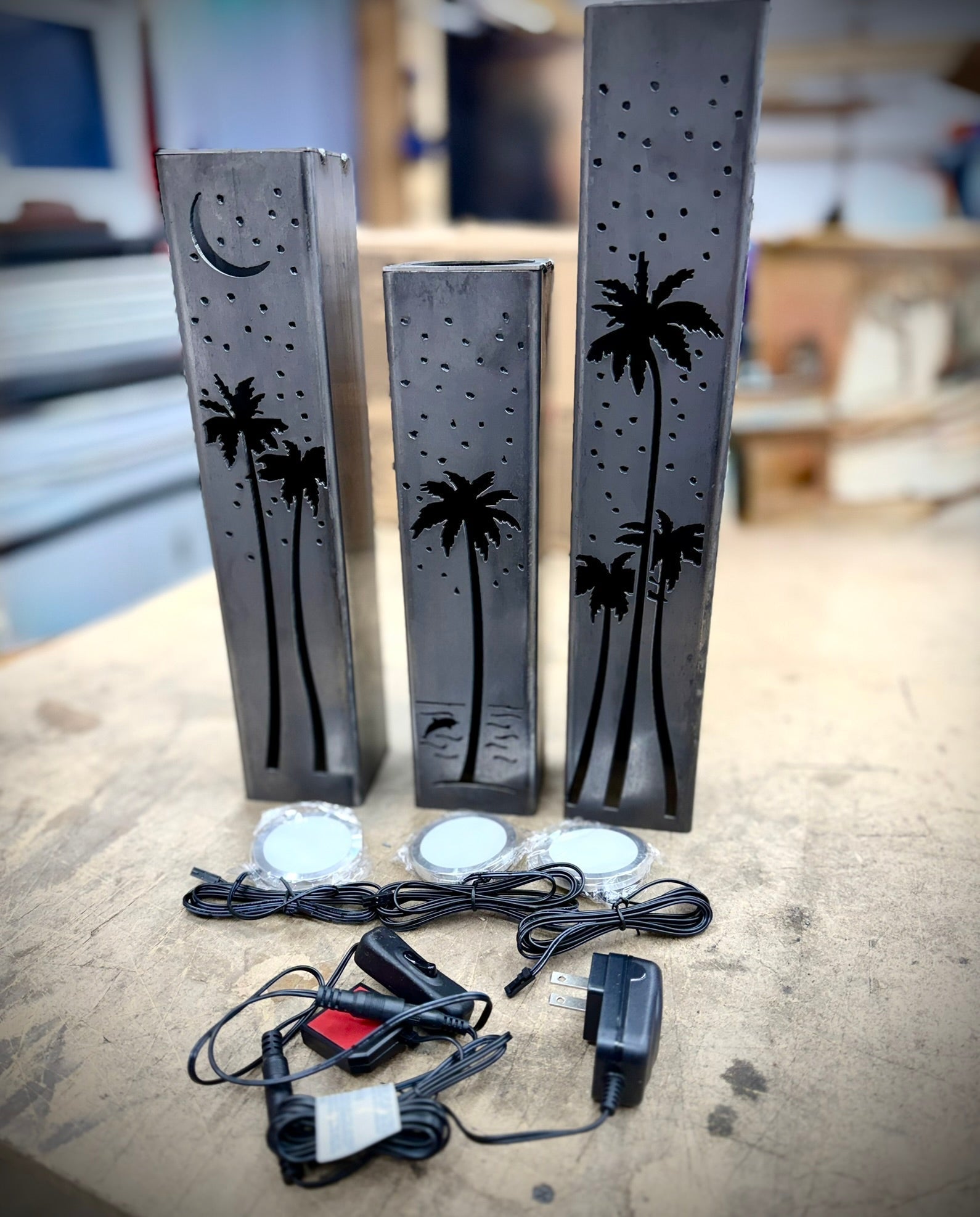 Palm Trees Under the Stars Steel Luminary — Indoor Decorative Light